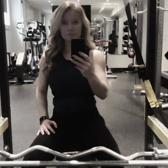 Meet your Posher, Cora - Picture 1 of 1